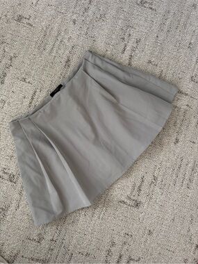 Forever 21 Light Gray Pleated Skater Skirt